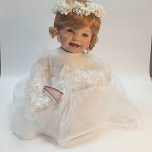 NOS Vintage Ashton-Drake "Snowflake" Porcelain Doll  Snowbabies Collection 1990S